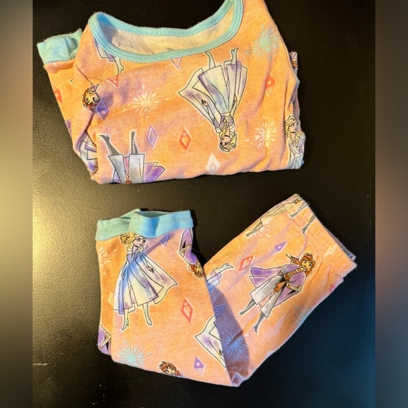 Disney Frozen 2 pc set - Picture 3 of 3